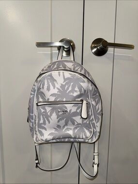 guess store mini backpack red blue white Backer Custom Print in coated cotton with a thin eco Brand New Guess Hendry Blush
